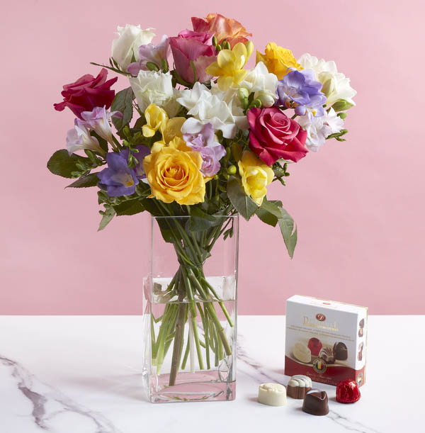 The Happy Birthday Flower Gift Set £29.99 Funky Pigeon